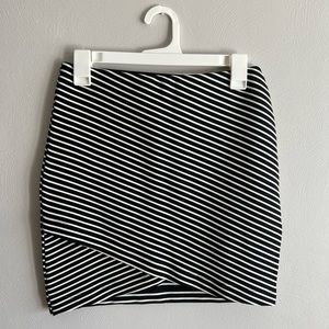 Asymmetrical Striped Pencil Skirt